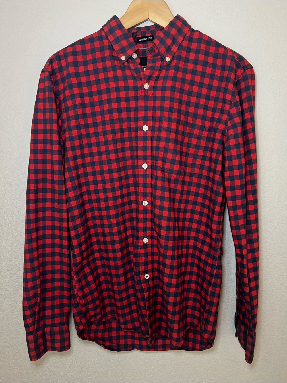 American Eagle Mens Red Navy Gingham Check Seriously Soft Cotton Shirt Small S